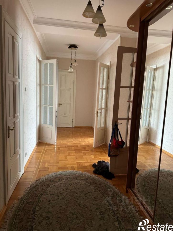 4-комн квартира Махачкала, улица Ушакова