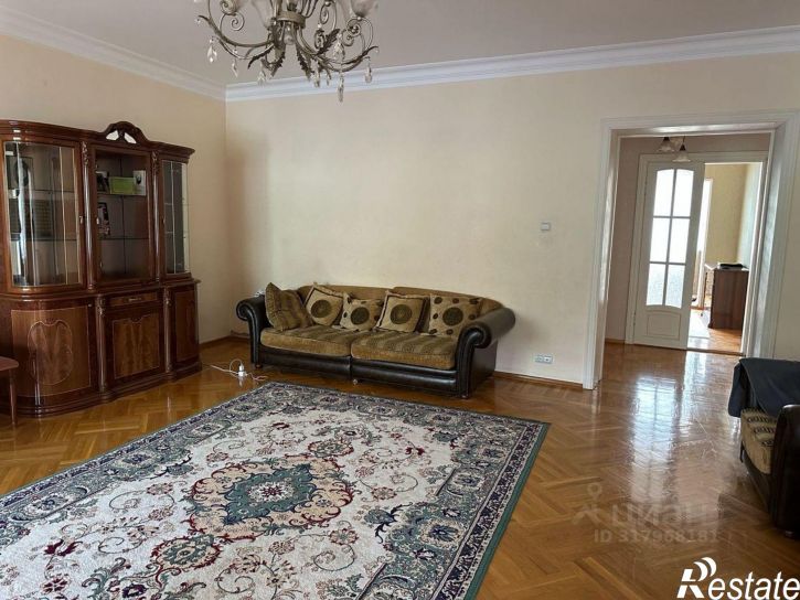 4-комн квартира Махачкала, улица Ушакова