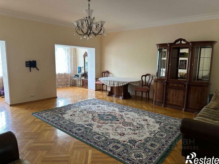 4-комн квартира Махачкала, улица Ушакова