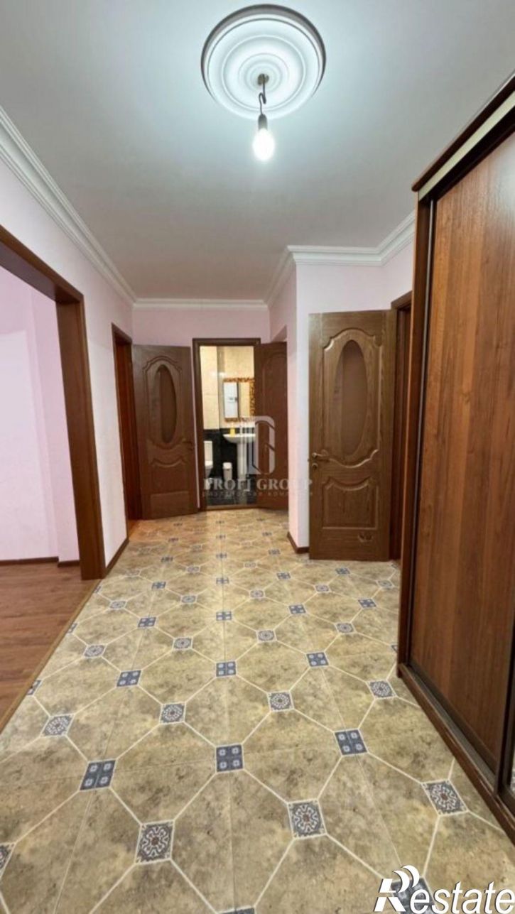 3-комн квартира улица имени Р.Зорге, 1,  д. 1