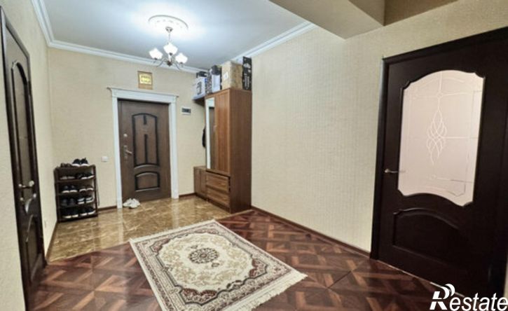 3-комн квартира Дербент, улица Керима Гасанбековича Пашабекова, 12