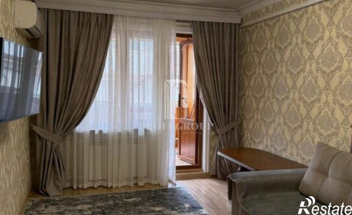2-комн квартира Махачкала, улица Ирчи Казака, 80