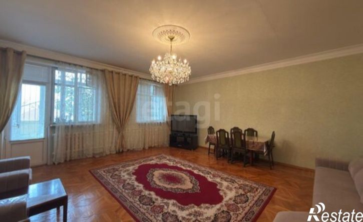 3-комн квартира Махачкала, улица Гагарина, 118В