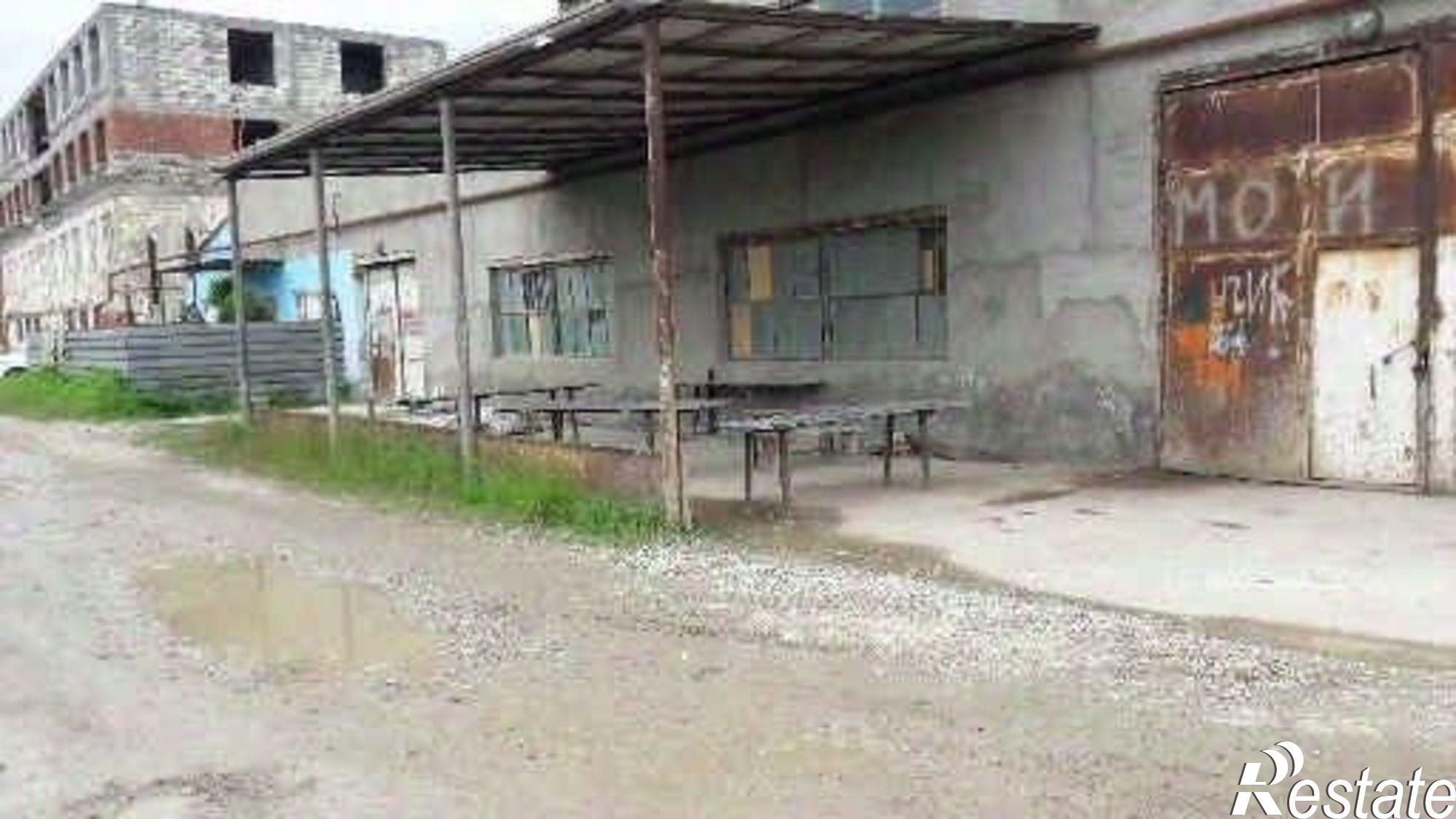 Купить складское помещение за 18 500 200 рублей на Махачкала, улица Дежнёва, 3