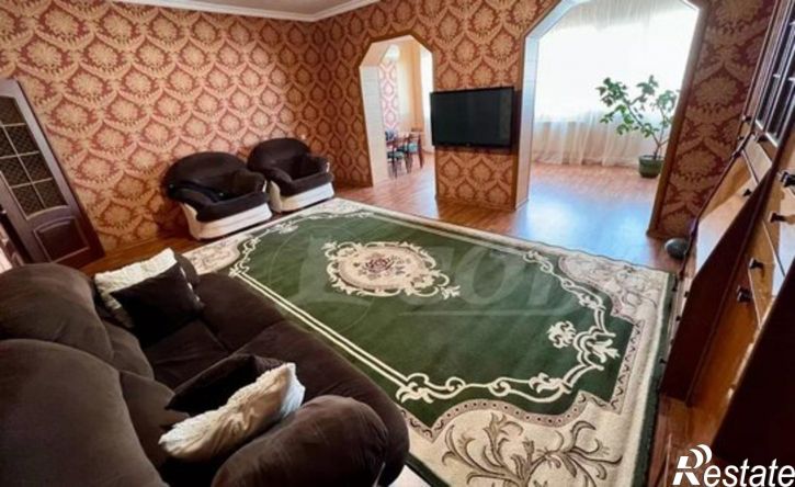 4-комн квартира Каспийск, улица Амет-хан Султана, 10
