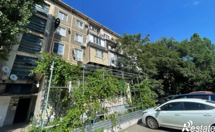 3-комн квартира Махачкала, улица Ирчи Казака, 24