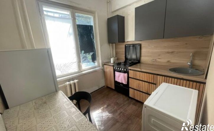 3-комн квартира Махачкала, улица Ирчи Казака, 24