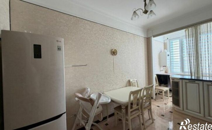 2-комн квартира Махачкала, улица Хуршилова, 7Ак2