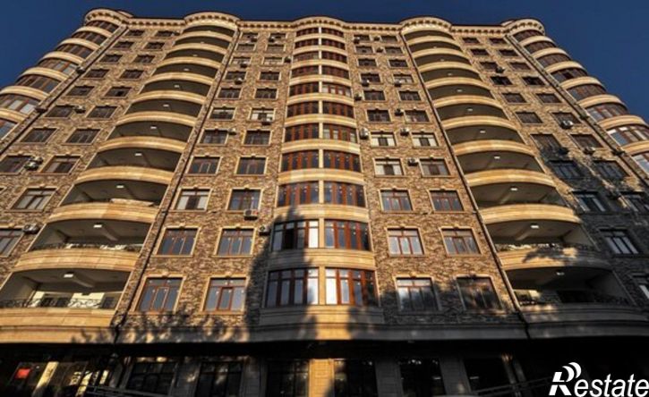 4-комн квартира Махачкала, улица Арухова, 7