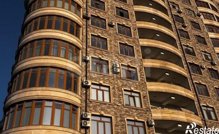 4-комн квартира Махачкала, улица Арухова, 7