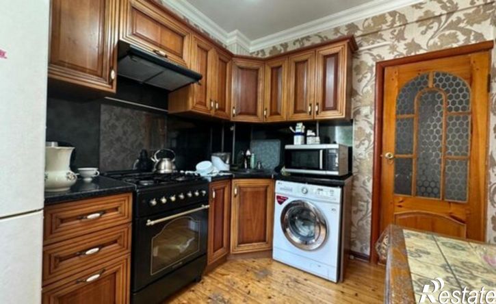 3-комн квартира Махачкала, улица Айвазовского, 8А