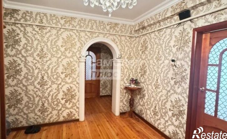 3-комн квартира Махачкала, улица Айвазовского, 8