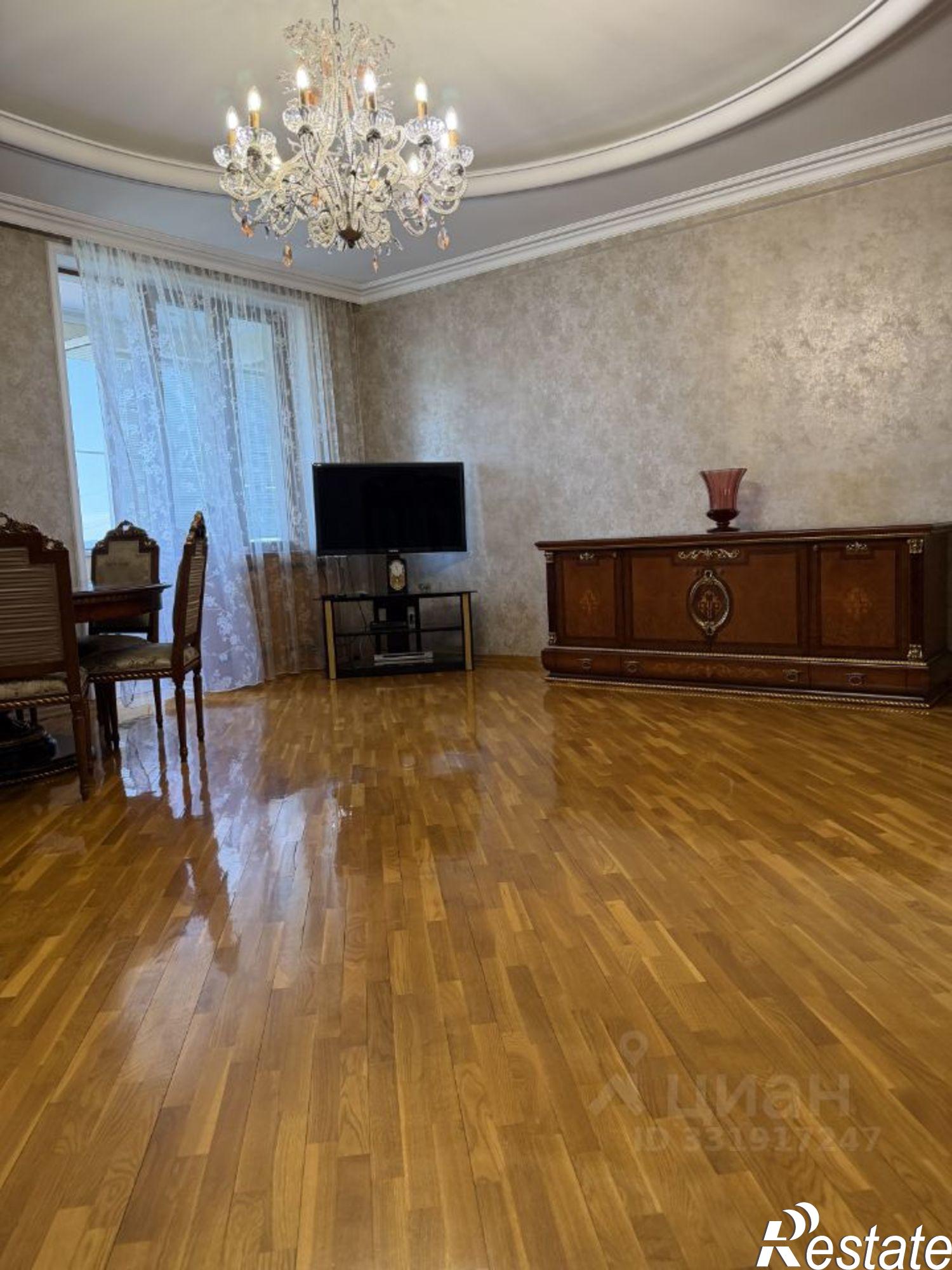 Купить квартиру за 26 000 000 рублей на Махачкала