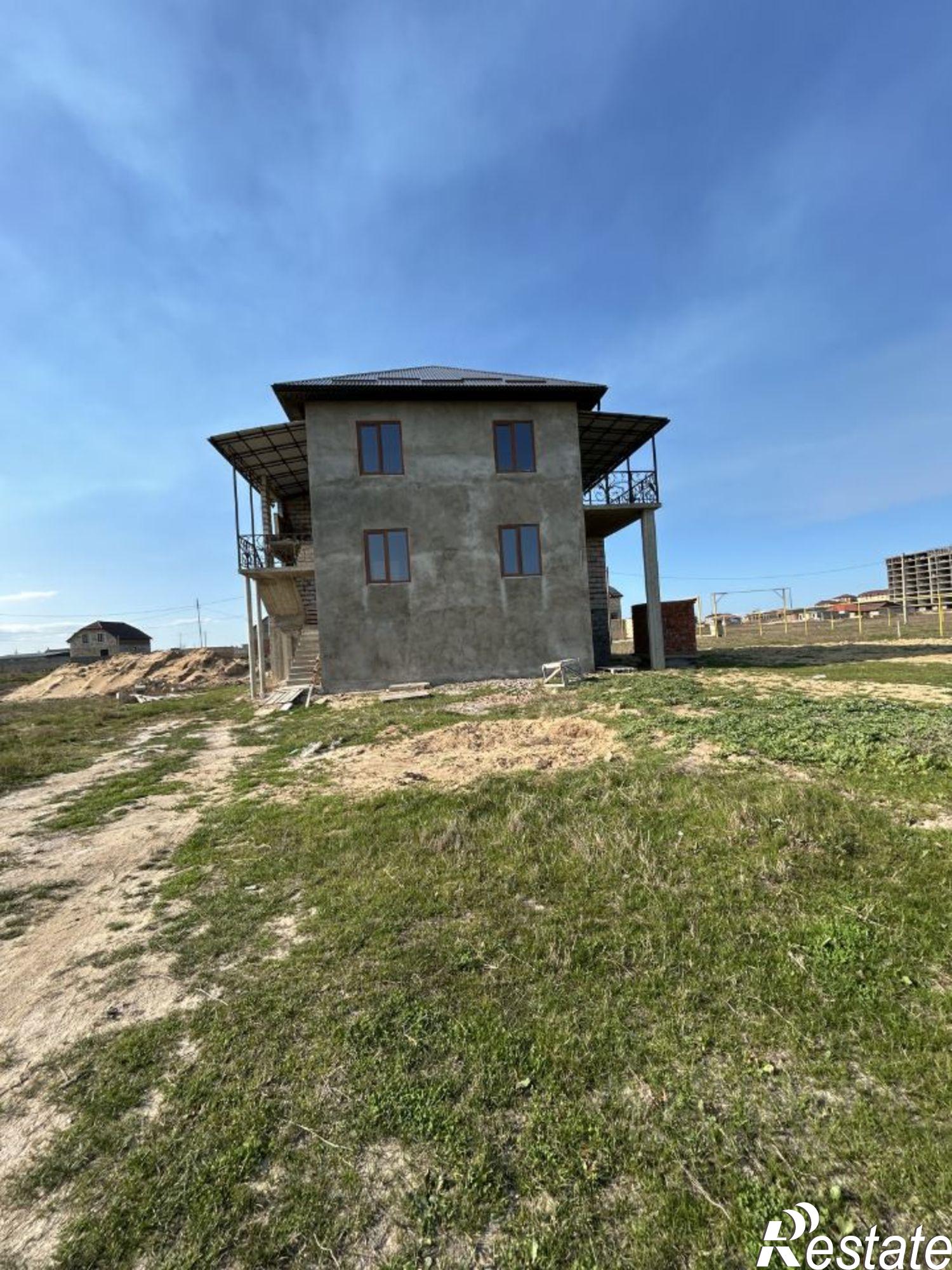 Купить дачу, дом, коттедж за 9 500 000 рублей на ул Воронкина, 47