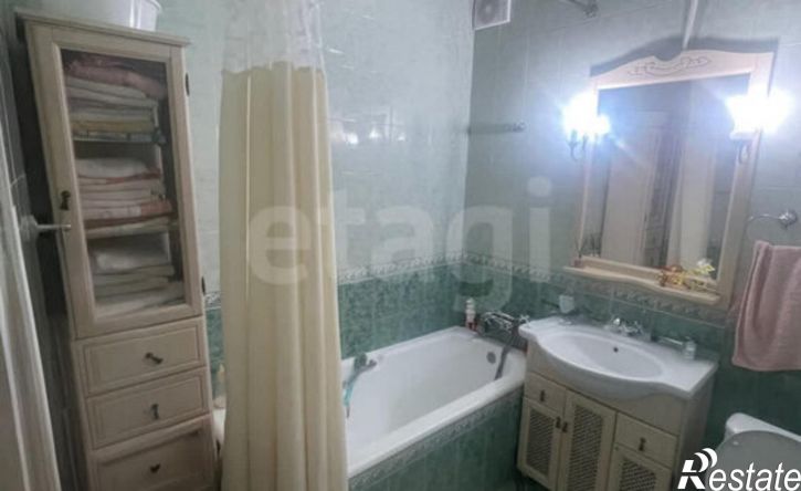 3-комн квартира Махачкала, улица Сурхаева, 5