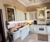 3-комн, 120кв м, этаж 2/5 Каспийск, улица Орджоникидзе, 1Е
