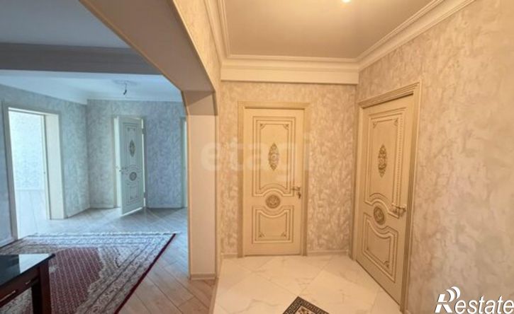 3-комн квартира Каспийск, улица Зейнудина Батманова, 12