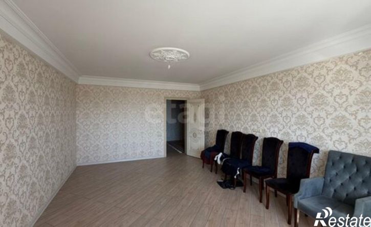 3-комн квартира Каспийск, улица Зейнудина Батманова, 12