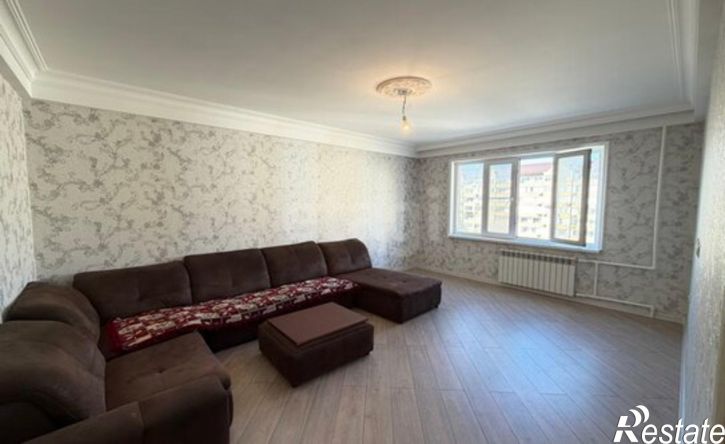 3-комн квартира Каспийск, улица Зейнудина Батманова, 12