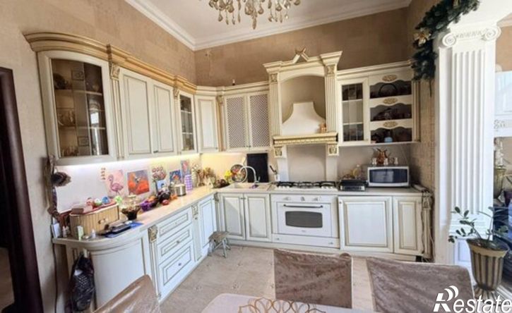 3-комн квартира Каспийск, улица Орджоникидзе, 1Е