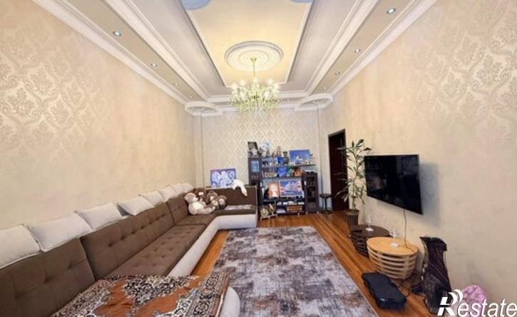 3-комн квартира Каспийск, улица Орджоникидзе, 1Е