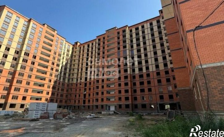 2-комн квартира Каспийск, улица Байрамова, 67А