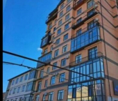 2-комн, 80кв м, этаж 9/10 Махачкала, улица Азиза Алиева, 3