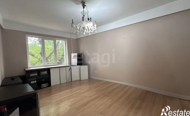 5-комн квартира Махачкала, улица Ирчи Казака, 48Д