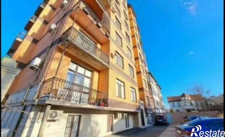 2-комн квартира Махачкала, улица Азиза Алиева, 3