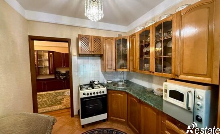 3-комн квартира Махачкала, улица Гаджи Алибегова, 84А