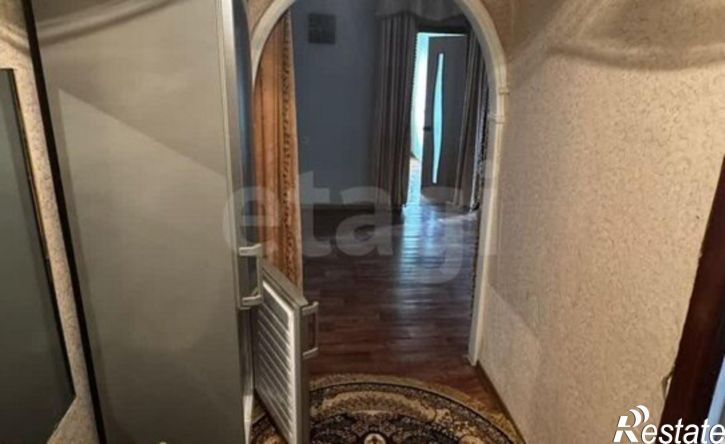 4-комн квартира Буйнакск, микрорайон Дружба, 56