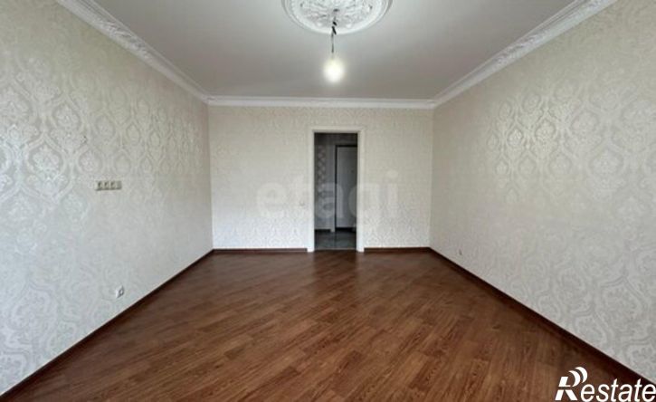 2-комн квартира Каспийск, Молодёжная улица, 4