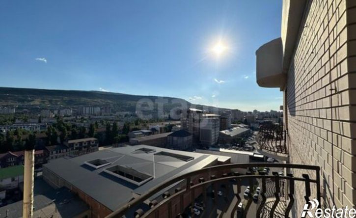 3-комн квартира Махачкала, улица Ирчи Казака, 53Гк3
