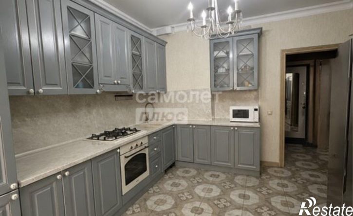 3-комн квартира Каспийск, Молодёжная улица, 4