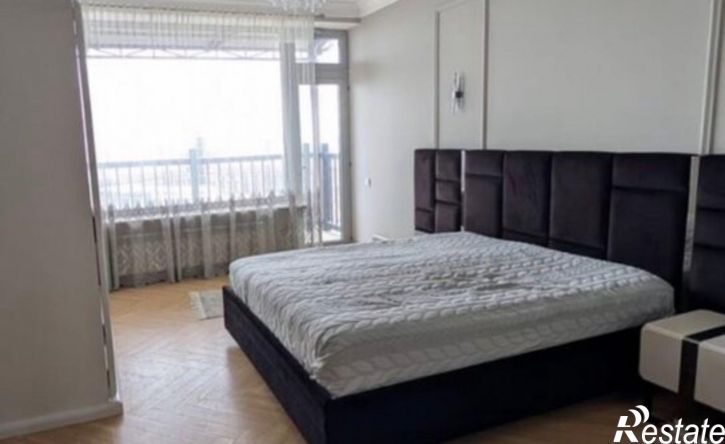4-комн квартира Махачкала, Хвартикунинская улица, 38