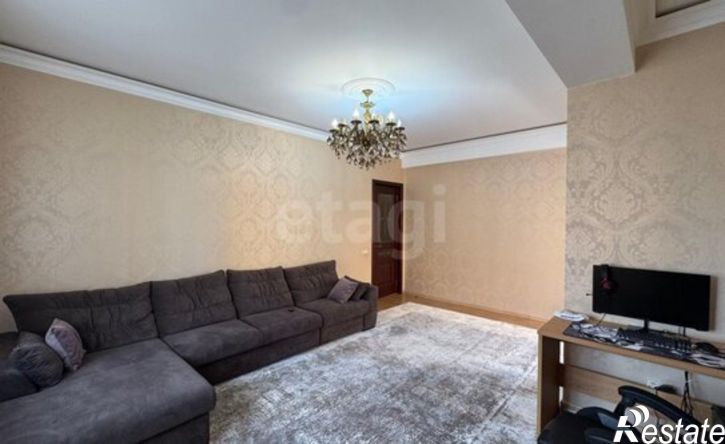 2-комн квартира Каспийск, улица М. Халилова, 48Б