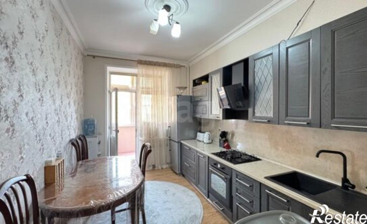 2-комн квартира Каспийск, улица М. Халилова, 48Б