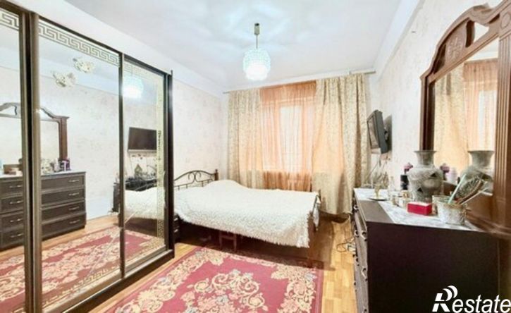 4-комн квартира Махачкала, улица Габитова, 8А