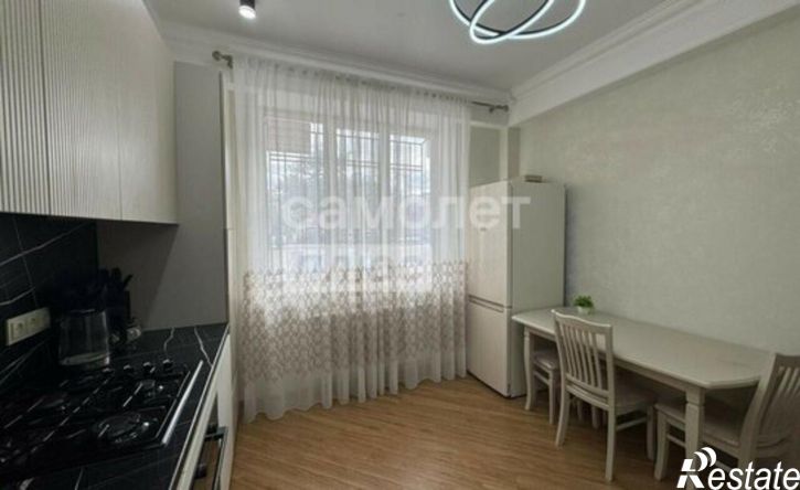 2-комн квартира Махачкала, улица Абу Даги, 4В