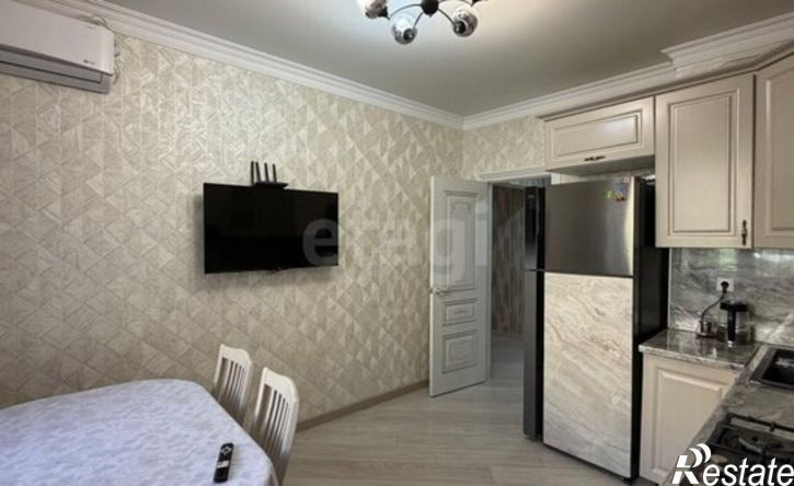 3-комн квартира Каспийск, улица Ленина, 96