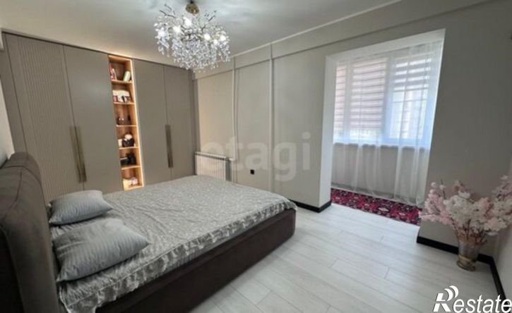 5-комн квартира Махачкала, улица Тулпара Мусалаева, 8