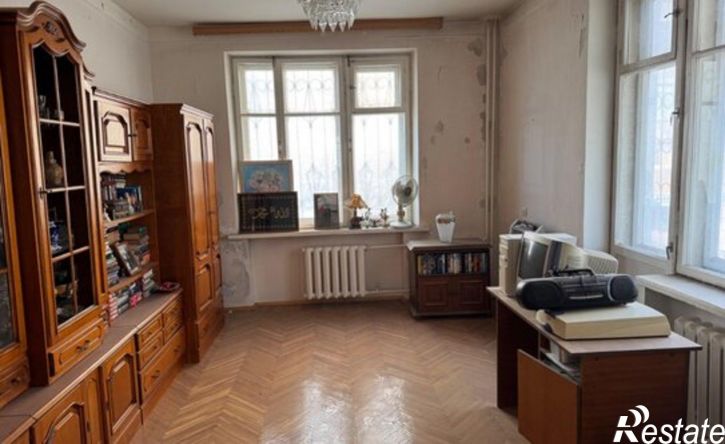4-комн квартира Махачкала, улица Даниялова, 46