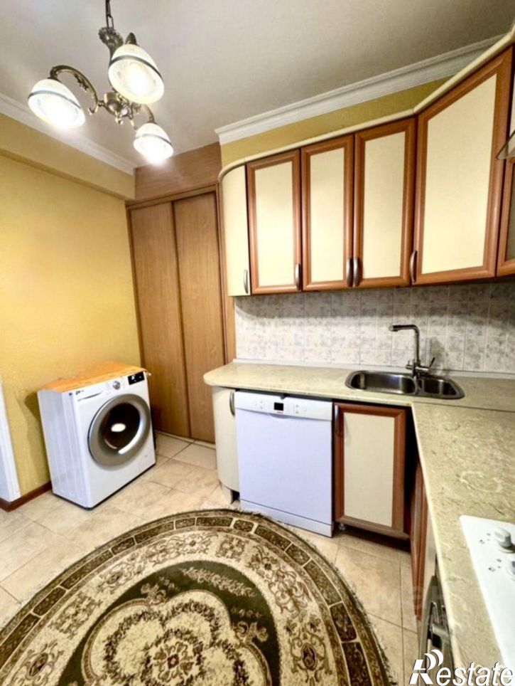 3-комн квартира Каспийск, улица Ленина, 37