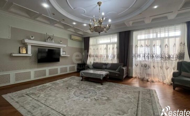 4-комн квартира Махачкала, улица Захарочкина, 50