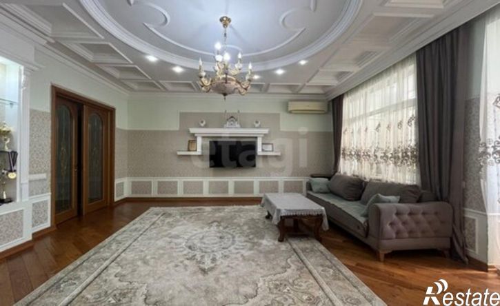 4-комн квартира Махачкала, улица Захарочкина, 50