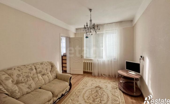 3-комн квартира Махачкала, улица Каримова, 6к2