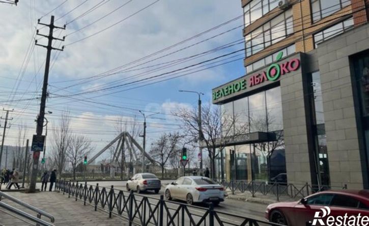 3-комн квартира Махачкала, улица Каримова, 6к2