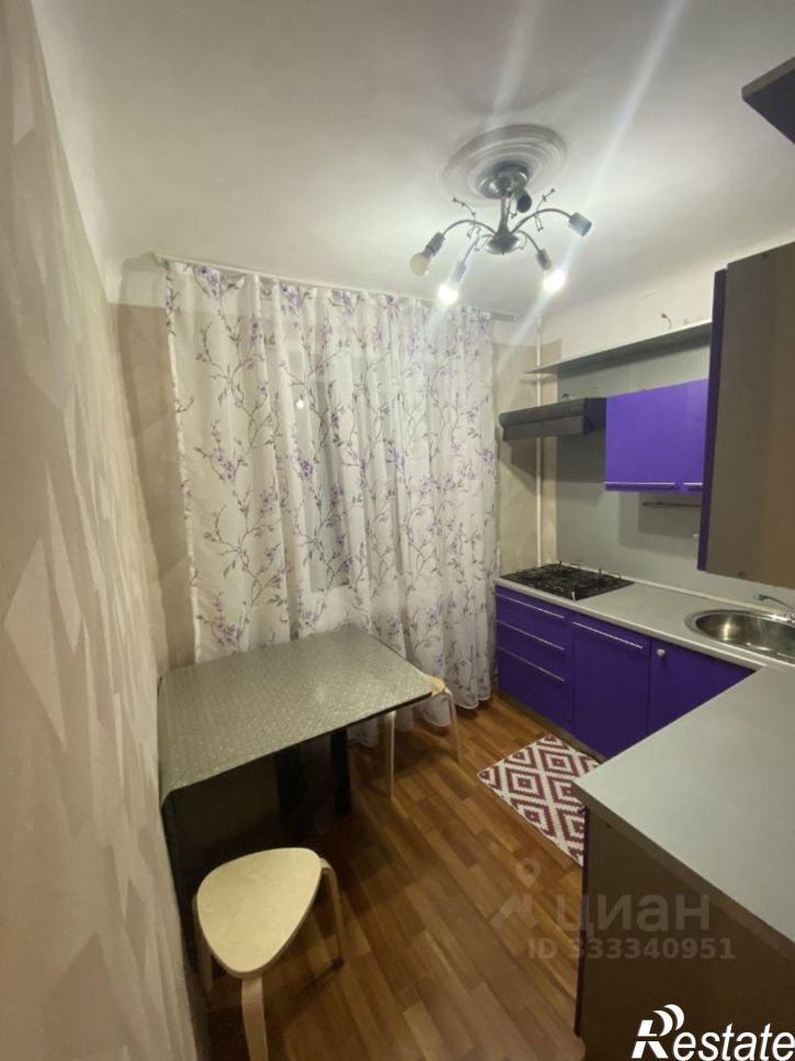 2-комн квартира Каспийск, улица Ленина, 3