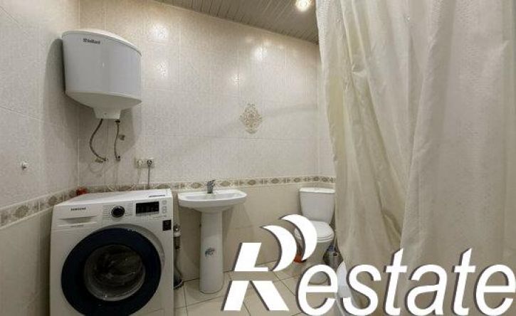 2-комн квартира проспект Калинина, 1К,  д. 1К