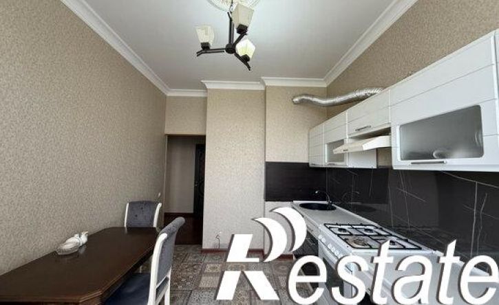 2-комн квартира проспект Калинина, 1К,  д. 1К